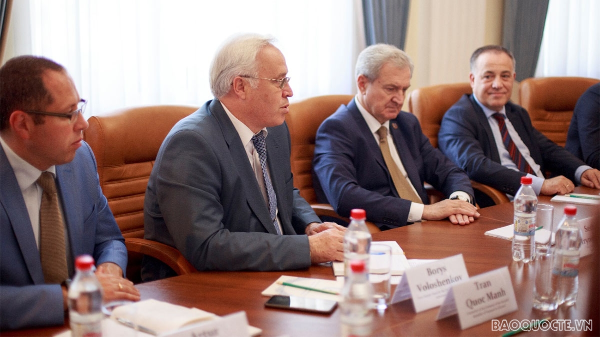 Phó Chủ tịch thứ nhất tỉnh Odessa Voloshenkov Boris Olekseevich phát biểu