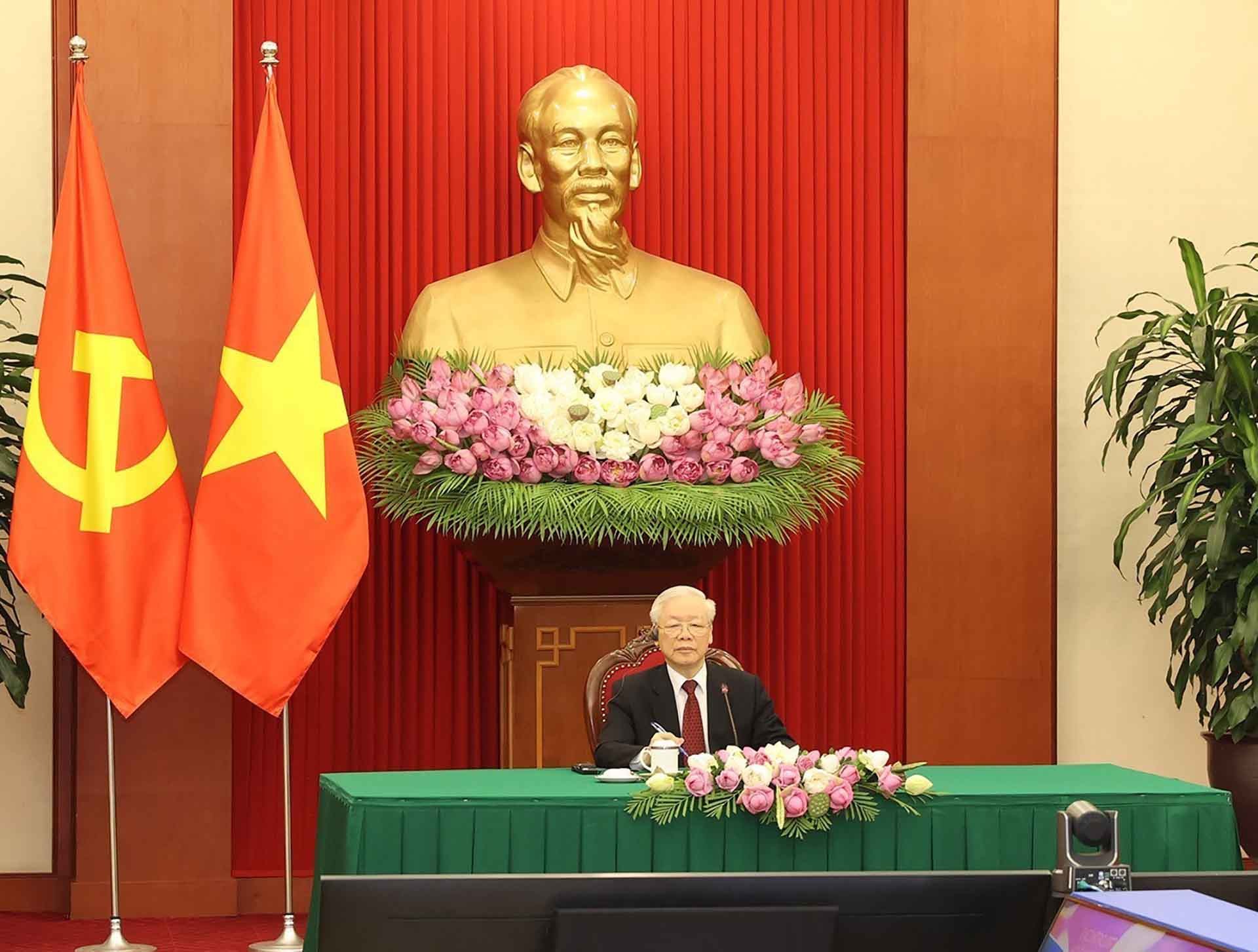 Tổng Bí thư Nguyễn Phú Trọng hội đàm trực tuyến với Chủ tịch Đảng Mặt trận Giải phóng Mozambique (FRELIMO), Tổng thống Mozambique Filipe Jacinto Nyusi. (Nguồn: TTXVN)