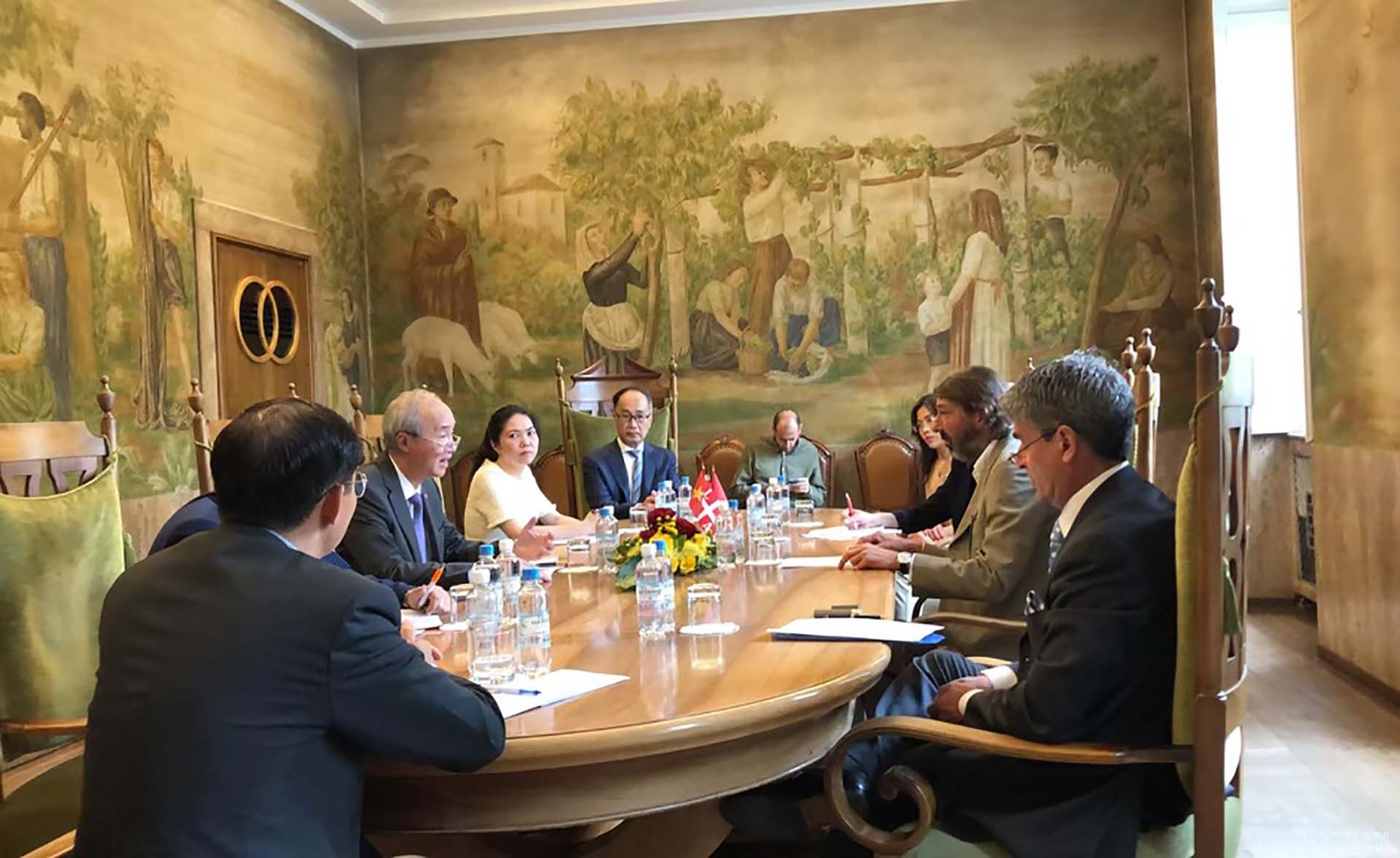 Tăng cường hoạt động xúc tiến thương mại, đầu tư vào Việt Nam tại Thụy Sỹ Tăng cường hoạt động xúc tiến thương mại, đầu tư vào Việt Nam tại Thụy Sỹ