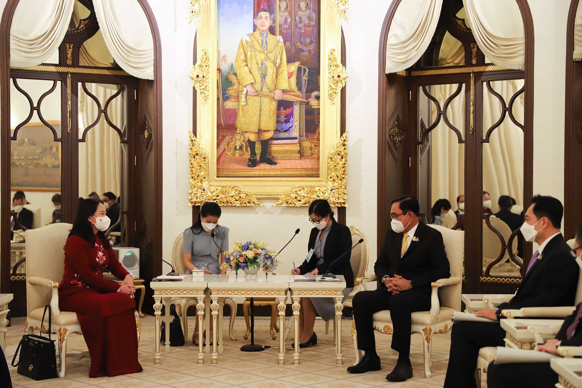 Phó Chủ tịch nước Võ Thị Ánh Xuân hội kiến với Thủ tướng Thái Lan Prayut Chan-o-cha. (Nguồn: TTXVN)