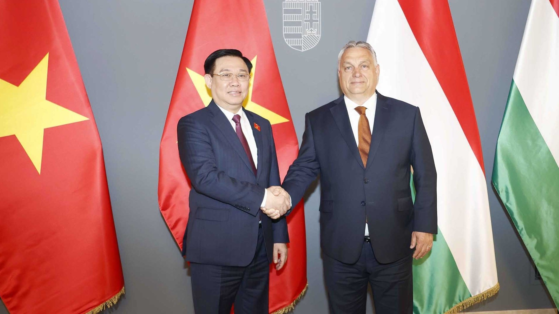 Chủ tịch Quốc hội Vương Đình Huệ hội kiến Thủ tướng Hungary Viktor Orban