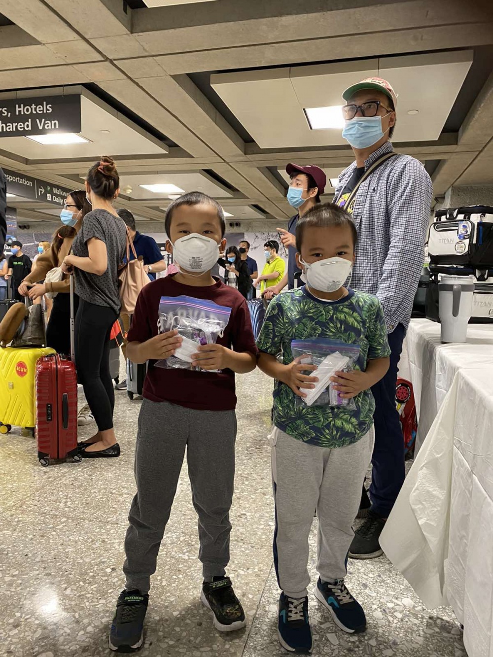 Tiếp tục đưa 346 công dân Việt Nam từ Hoa Kỳ về nước tiep tuc dua 346 cong dan viet nam tu hoa ky ve nuoc