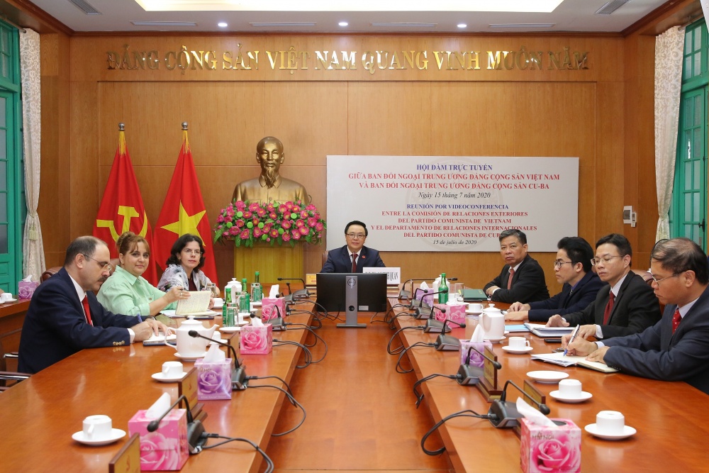 lanh dao ban doi ngoai trung uong viet nam va cuba hoi dam truc tuyen 3
