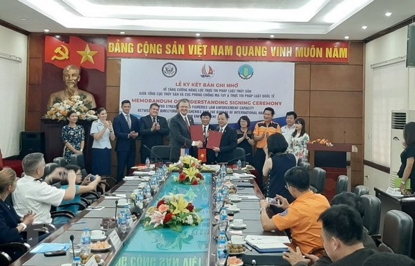 Việt Nam-Hoa Kỳ ký Bản ghi nhớ về tăng cường năng lực thực thi pháp luật thuỷ sản