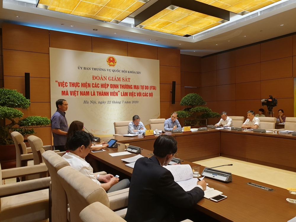 Đoàn giám sát của Ủy ban Thường vụ Quốc hội làm việc với các cơ quan Chính phủ về việc thực hiện các FTA doan giam sat cua uy ban thuong vu quoc hoi lam viec voi cac co quan chinh phu ve viec thuc hien cac fta