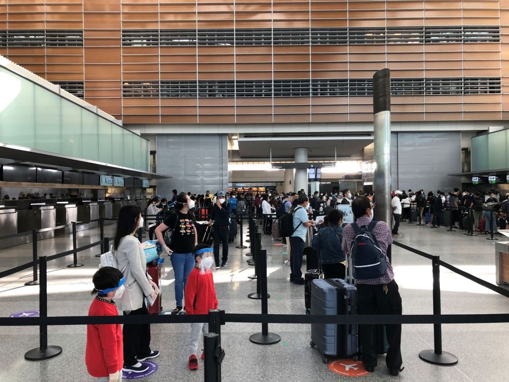 dich covid 19 dua gan 300 cong dan viet nam tu hoa ky va nhat ban ve nuoc 1