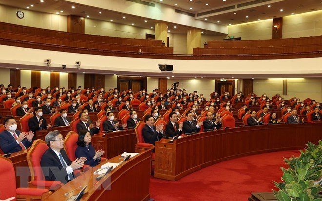 Các lãnh đạo Đảng, Nhà nước và các đại biểu dự bế mạc Hội nghị. (Ảnh: Trí Dũng/TTXVN) Các lãnh đạo Đảng, Nhà nước và các đại biểu dự bế mạc Hội nghị. (Ảnh: Trí Dũng/TTXVN)