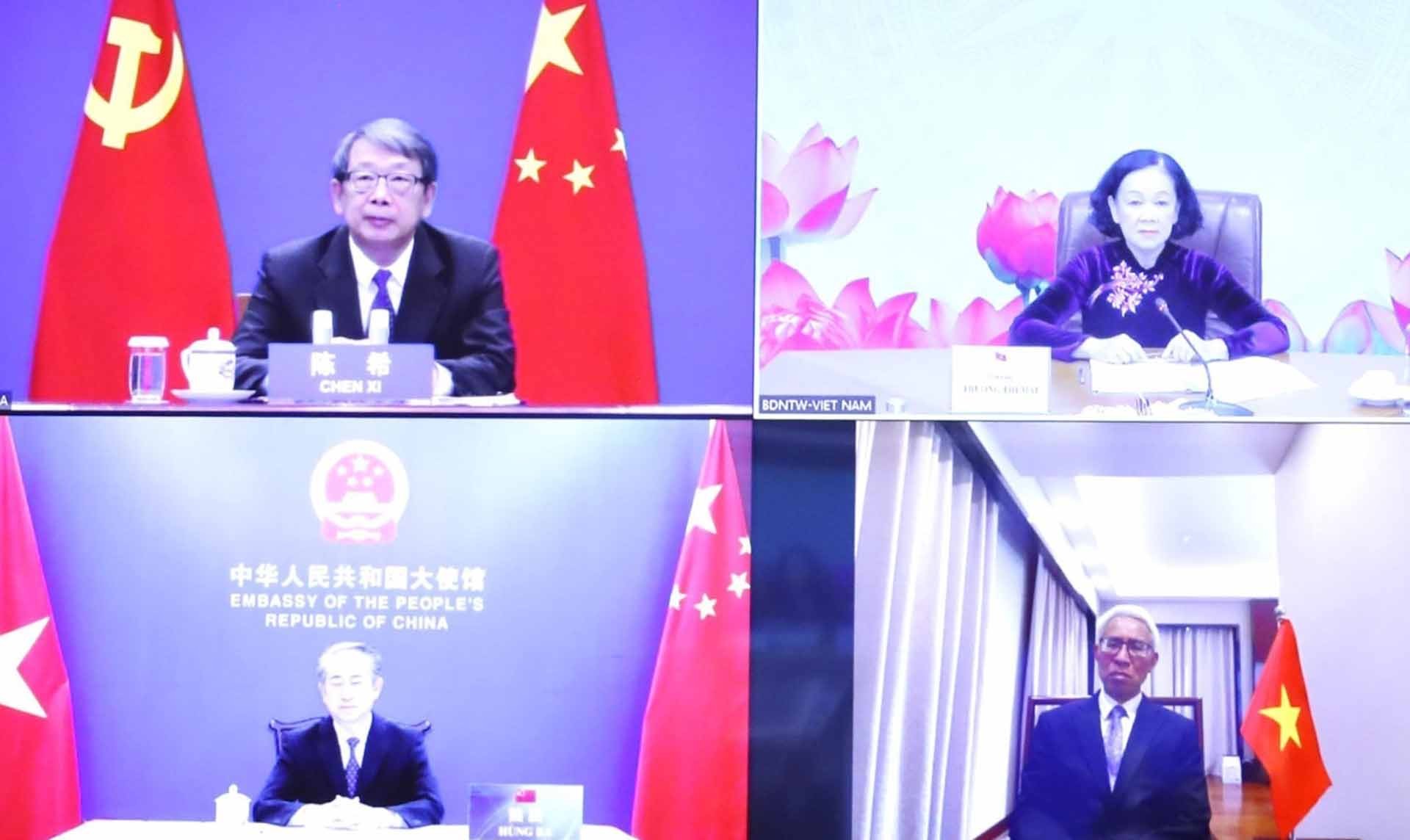 Trưởng ban Tổ chức Trung ương Việt Nam và Trung Quốc hội đàm