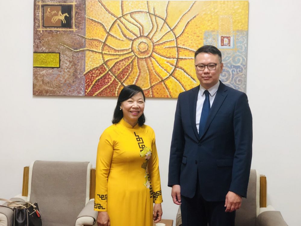 day manh cac bien phap thuc day kim ngach thuong mai viet nam mong co