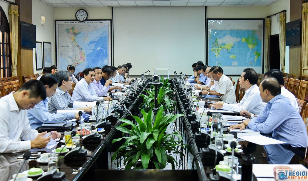 dang bo bo ngoai giao xay dung chuong trinh hanh dong voi 6 nhiem vu trong tam