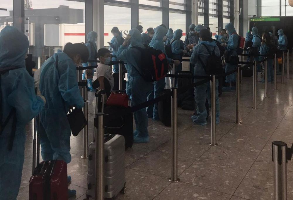 them gan 280 cong dan viet nam tu anh va mot so nuoc chau au ve nuoc 3