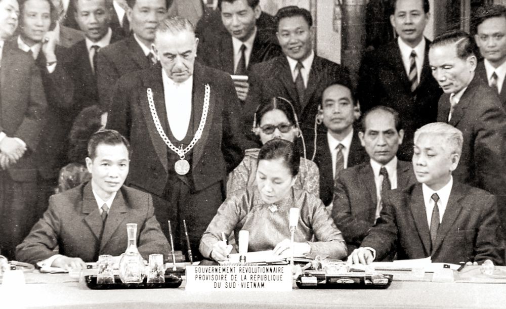 ngoai-giao-viet-nam-dong-hanh-cung-dat-nuoc-1