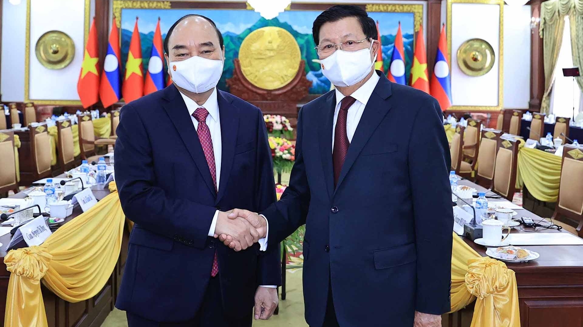 Chủ tịch nước Nguyễn Xuân Phúc hội đàm với Tổng Bí thư, Chủ tịch nước Lào Thongloun Sisoulith