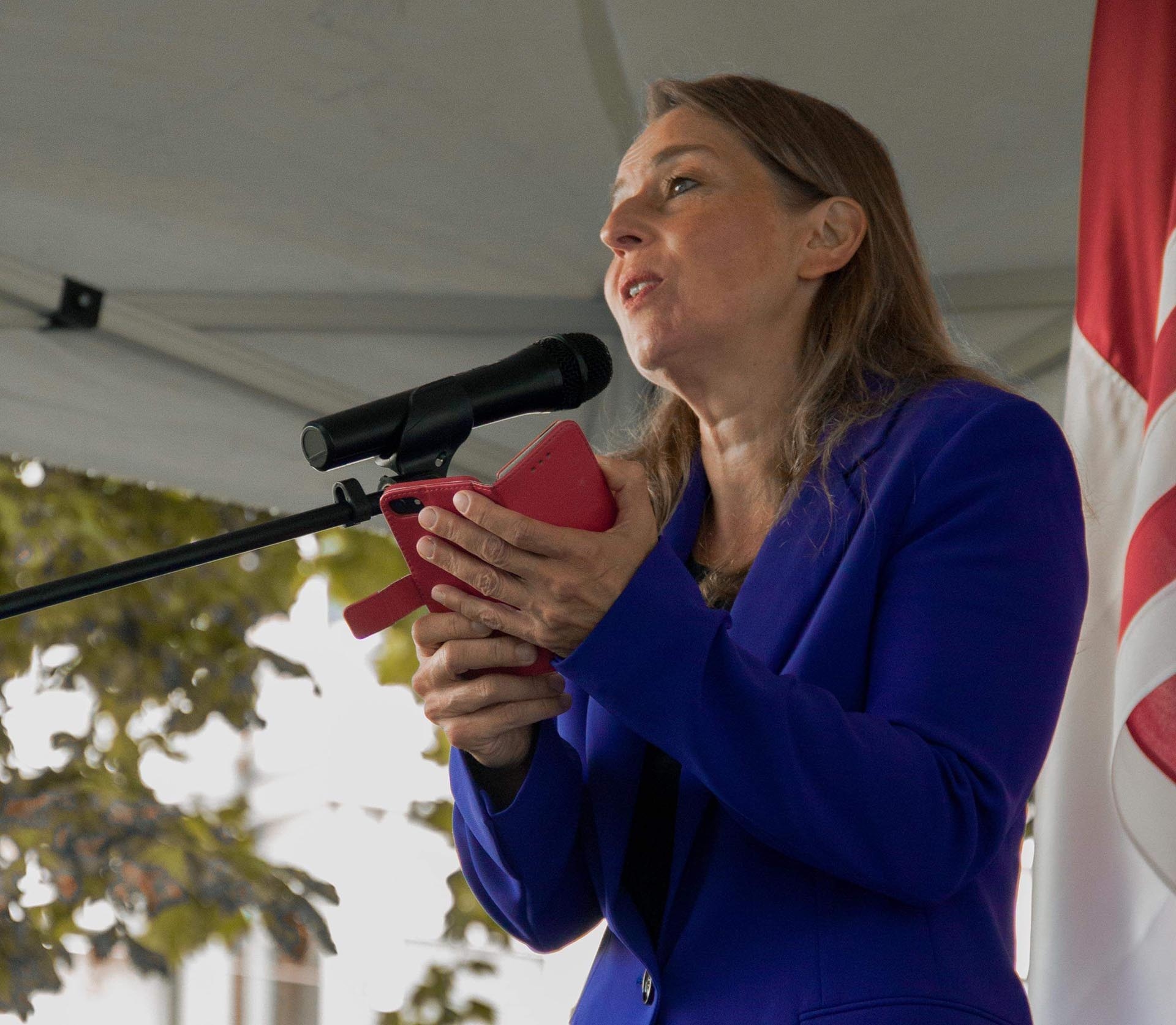 Bà Karin Mussenlecner, Vụ trưởng Vụ Á Úc, Bộ Ngoại giao Hà Lan phát biểu 