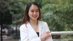 Phùng Trang Linh: Nữ sinh Việt Nam tại diễn đàn Liên hợp quốc