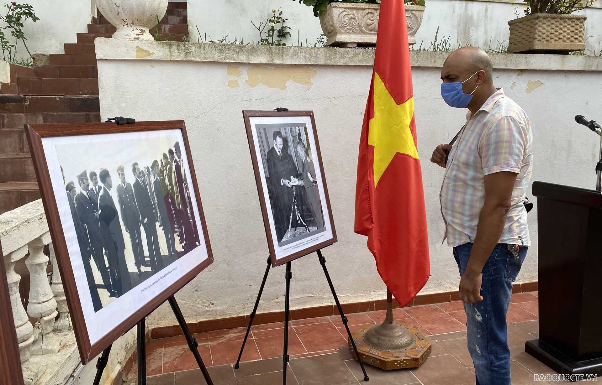Đại sứ quán Việt Nam tại Algeria tổ chức triển lãm ảnh, tư liệu lịch sử về Đại tướng Võ Nguyên Giáp