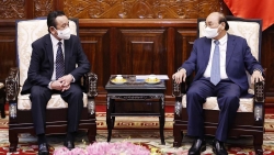 Chủ tịch nước Nguyễn Xuân Phúc tiếp Đại sứ Mông Cổ tại Việt Nam