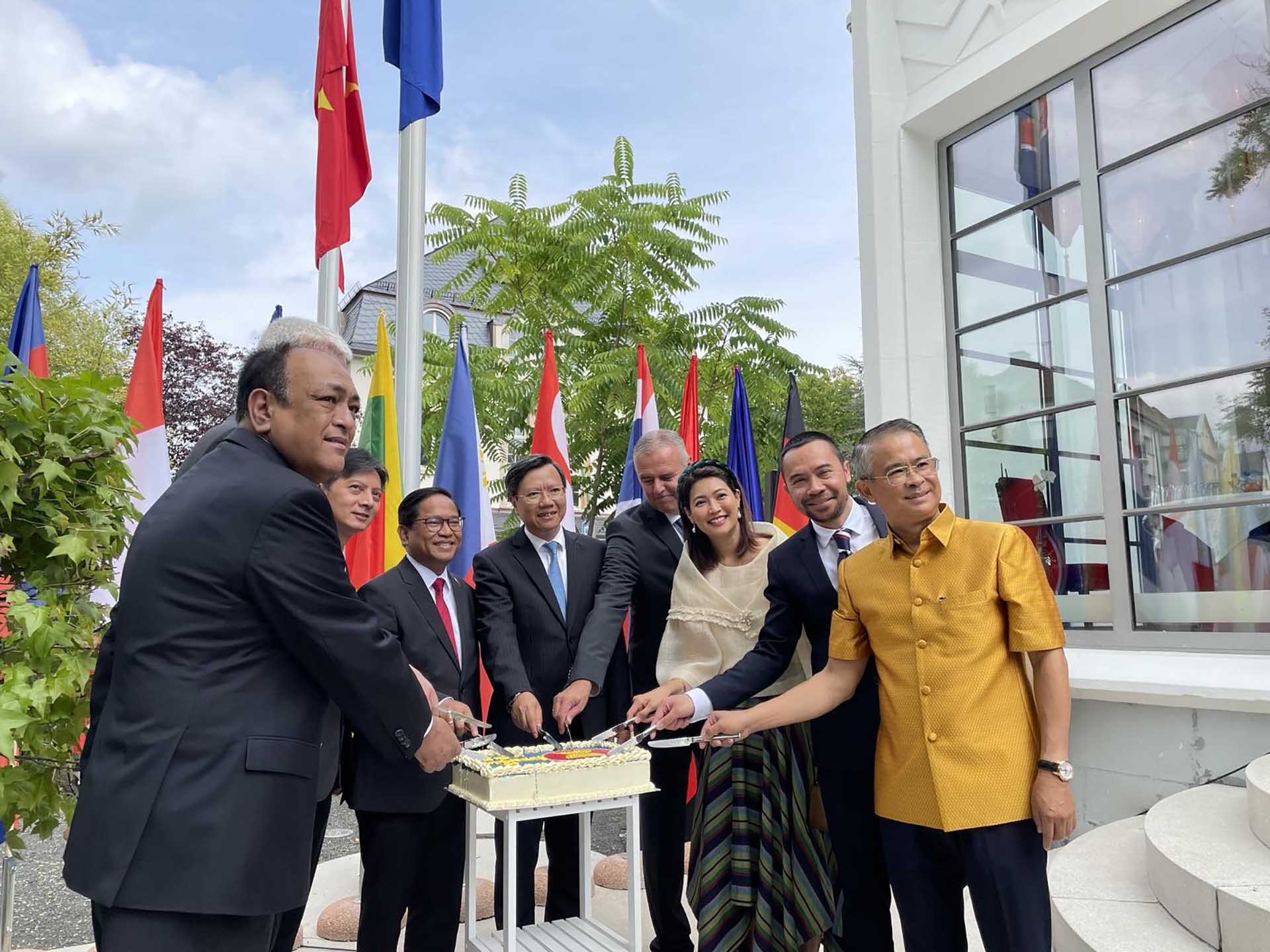 Kỷ niệm 55 năm Ngày thành lập ASEAN tại Frankfurt, Đức Kỷ niệm 55 năm Ngày thành lập ASEAN tại Frankfurt, Đức