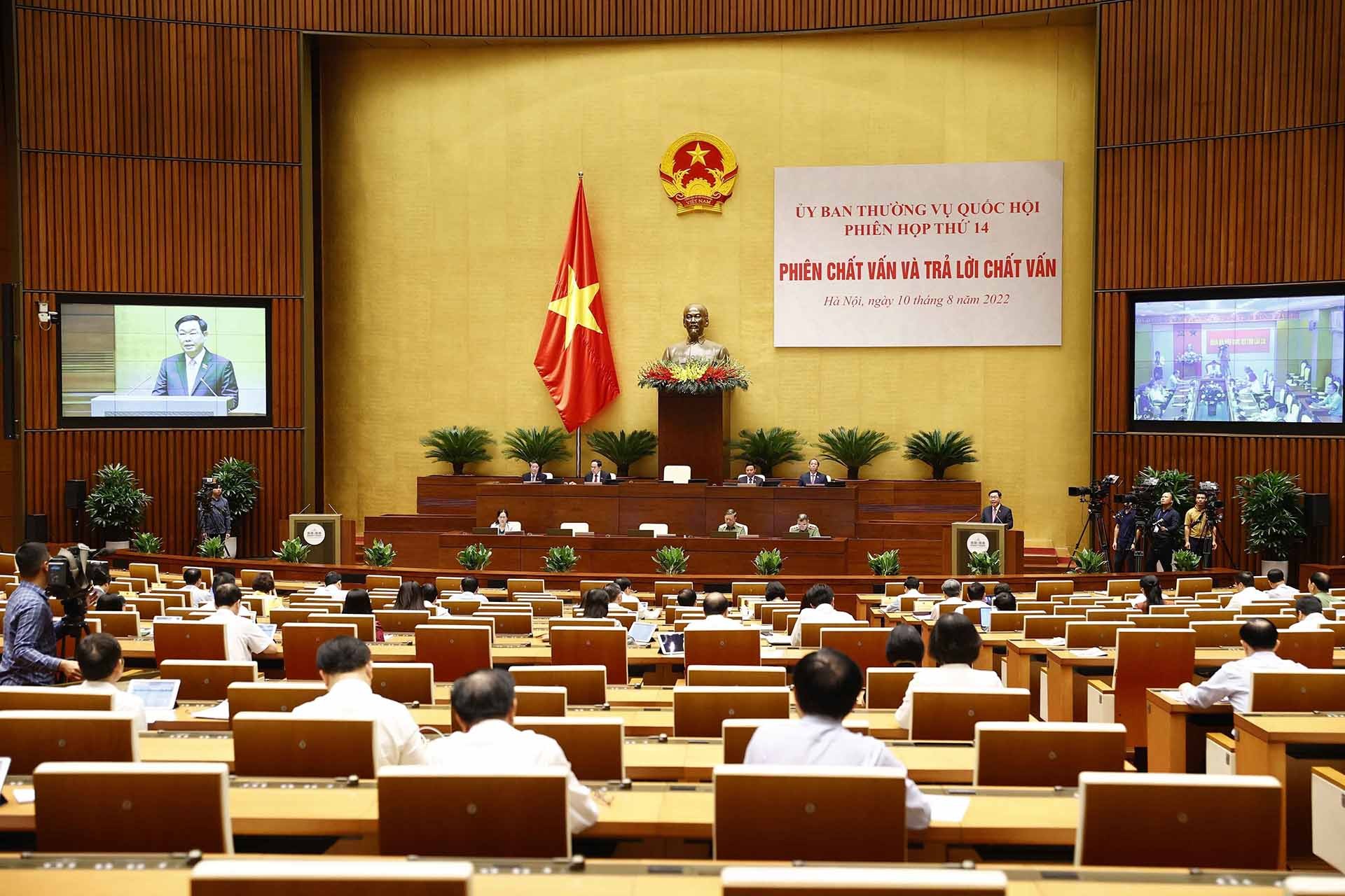 Toàn cảnh phiên họp. Toàn cảnh phiên họp.