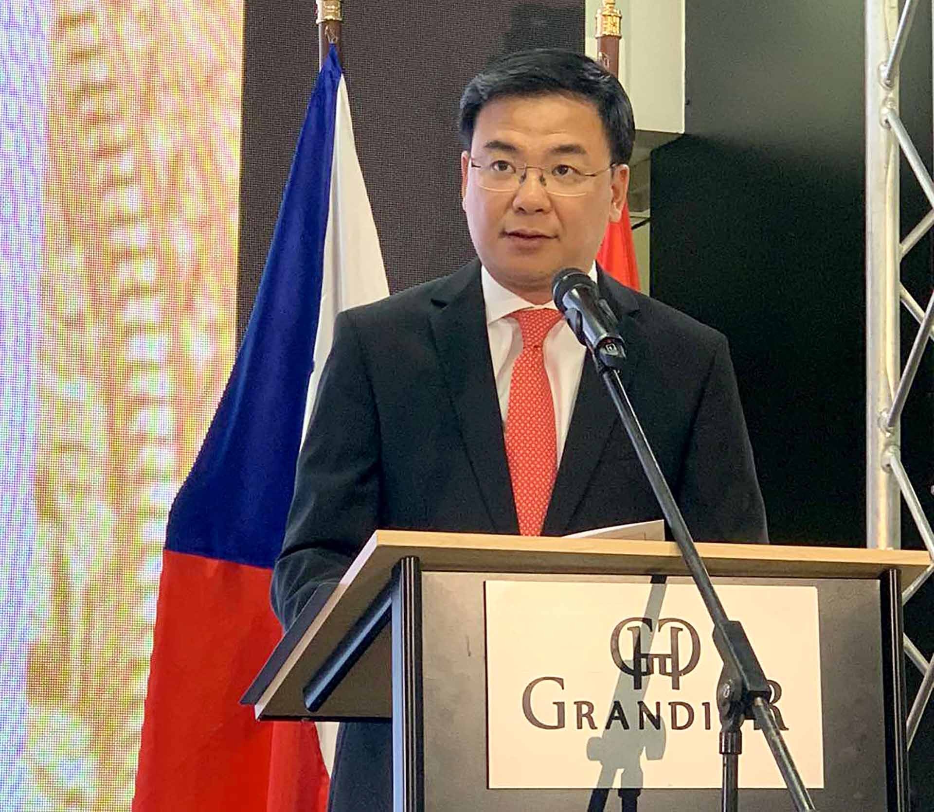 Thứ trưởng Ngoại giao Phạm Quang Hiệu phát biểu tại sự kiện. Thứ trưởng Ngoại giao Phạm Quang Hiệu phát biểu tại sự kiện.