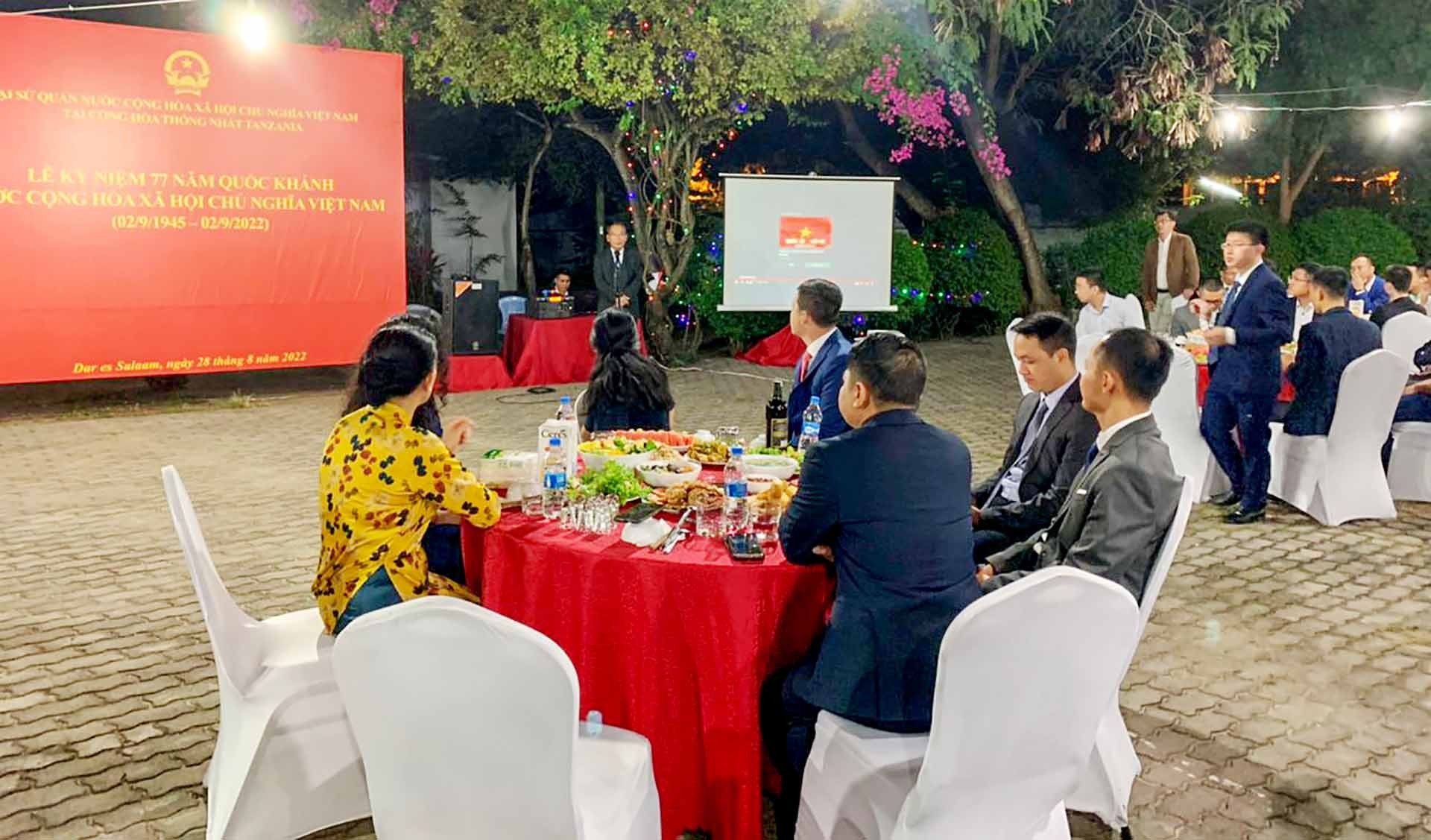 Đại sứ Nguyễn Nam Tiến phát biểu tại sự kiện.