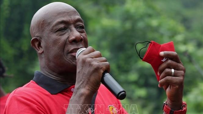 Điện mừng Thủ tướng nước Cộng hoà Trinidad và Tobago Keith Rowley