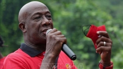 Điện mừng Thủ tướng nước Cộng hoà Trinidad và Tobago Keith Rowley