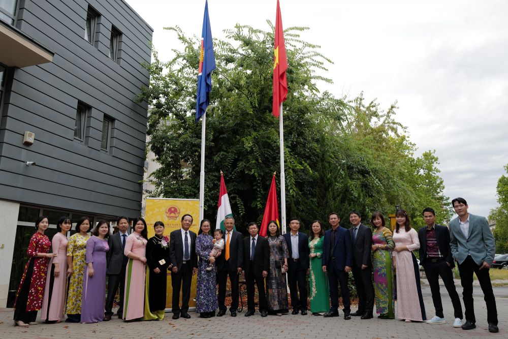 Lên kịch bản tiệc chiêu đãi Quốc khánh 2/9 như thế nào?