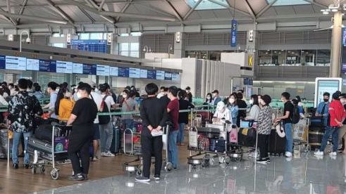 Dịch Covid-19: Phối hợp đưa công dân Việt Nam từ Nhật Bản và Hàn Quốc về nước