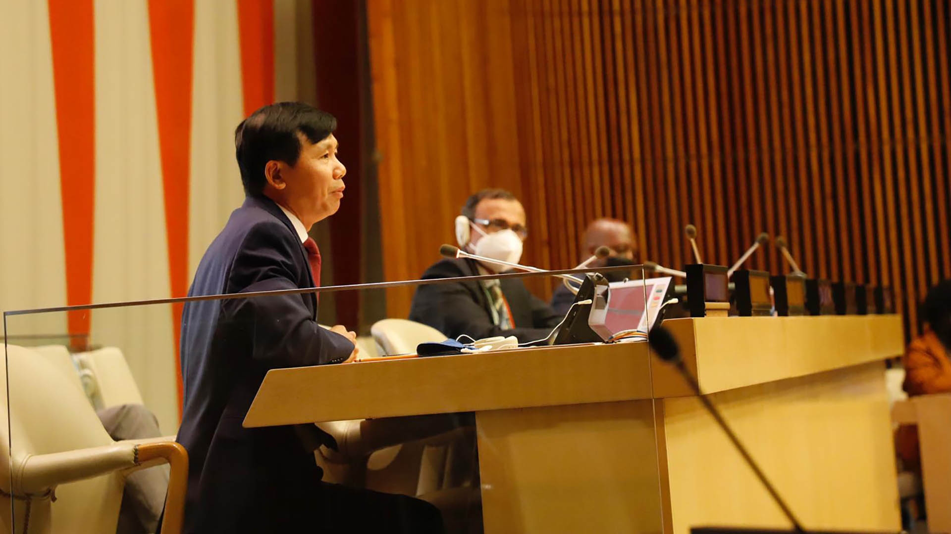 Đại sứ Đặng Đình Quý phát biểu Đại sứ Đặng Đình Quý phát biểu