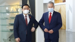 Chủ tịch Quốc hội Vương Đình Huệ hội kiến Tổng thống Phần Lan Sauli Niinisto