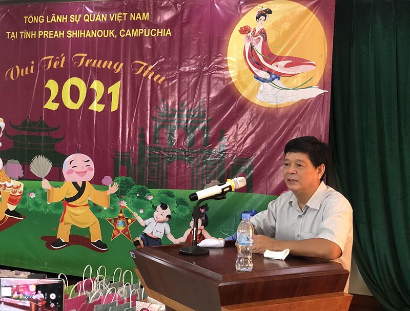 Tổng Lãnh sự Vũ Ngọc Lý phát biểu.