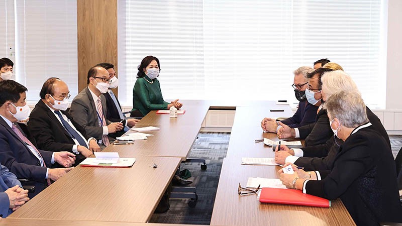 Chủ tịch nước Nguyễn Xuân Phúc tiếp Hội đồng Kinh doanh Mỹ - ASEAN (USABC), Hiệp hội thương mại Hoa Kỳ (Amcham), Phòng Thương mại Hoa Kỳ (USCC) . (Nguồn: TTXVN) Chủ tịch nước Nguyễn Xuân Phúc tiếp Hội đồng Kinh doanh Mỹ - ASEAN (USABC), Hiệp hội thương mại Hoa Kỳ (Amcham), Phòng Thương mại Hoa Kỳ (USCC) . (Nguồn: TTXVN)