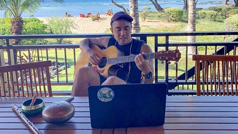 Đam mê của nghệ sĩ jazz gốc Việt Julian-Quán Việt Lê