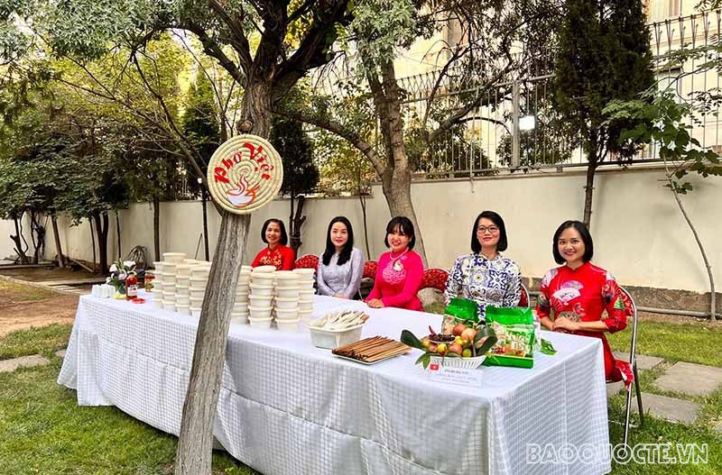 Đại sứ quán Việt Nam tại Iran tổ chức Lễ kỷ niệm 77 năm Quốc khánh 2/9