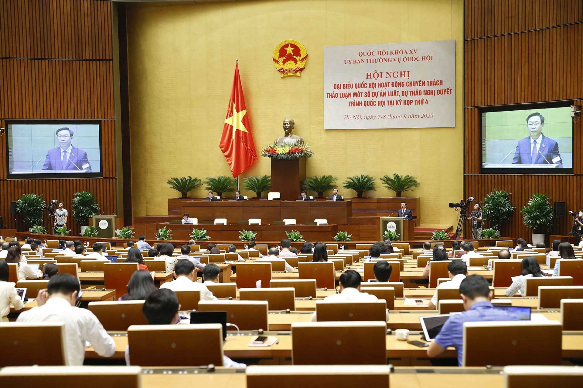 Chủ tịch Quốc hội Vương Đình Huệ phát biểu khai mạc. (Nguồn: TTXVN)