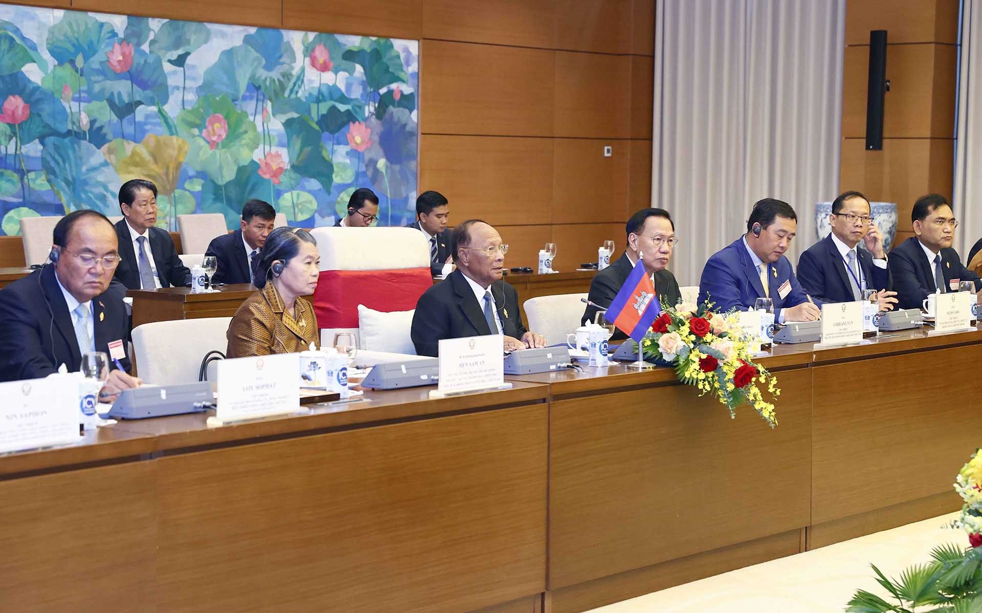 Chủ tịch Quốc hội Campuchia Samdech Heng Samrin phát biểu tại hội đàm. (Nguồn: TTXVN)