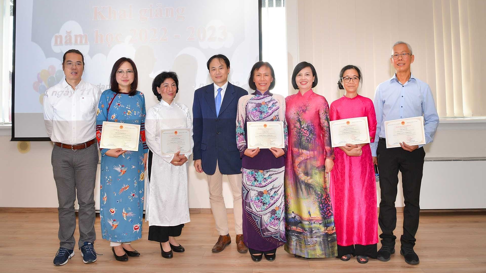 Trung tâm tiếng Việt Budapest, Hungary khai giảng năm học 2022-2023