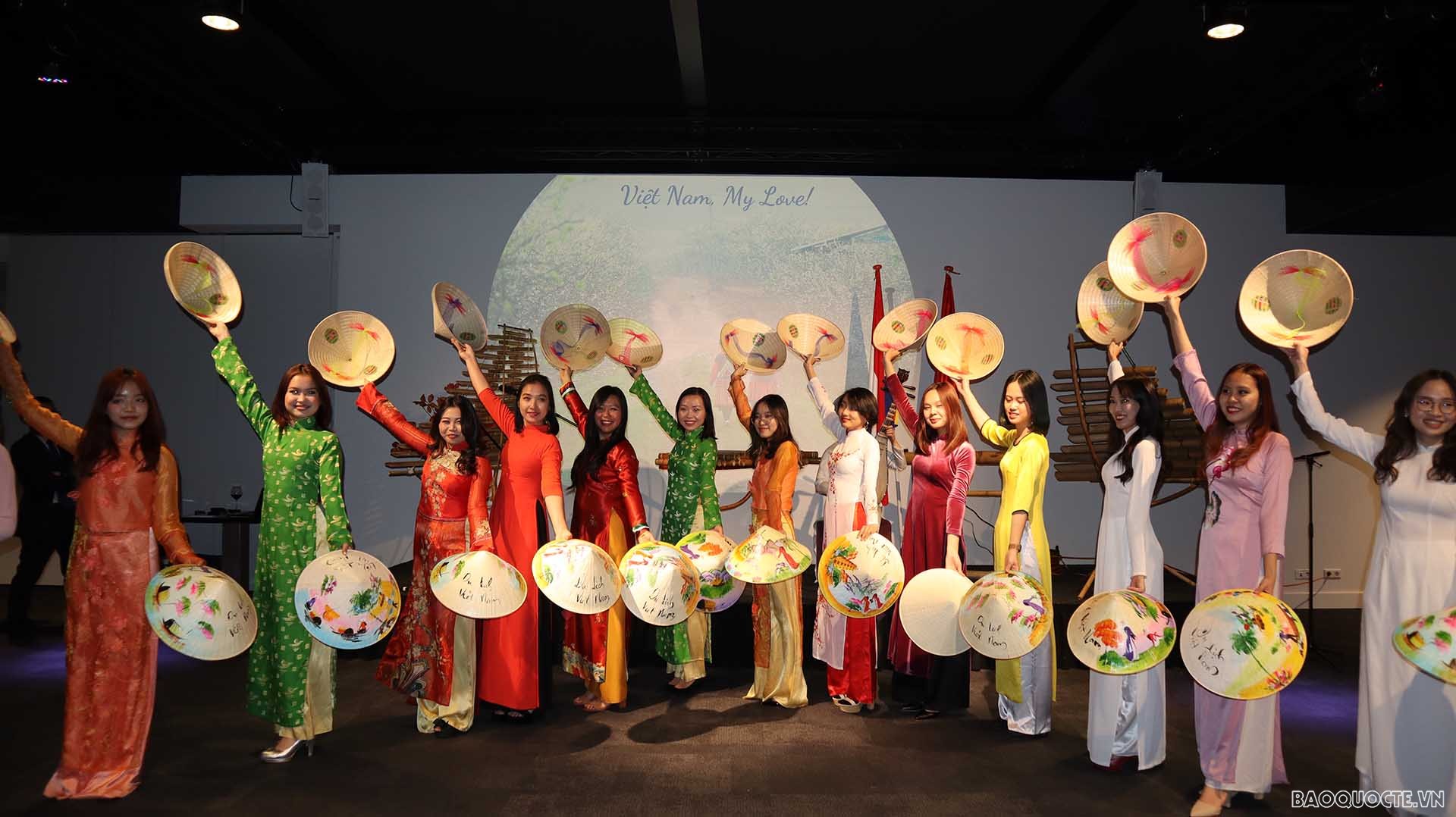 Kỷ niệm 77 năm Quốc khánh Việt Nam tại Hà Lan Kỷ niệm 77 năm Quốc khánh Việt Nam tại Hà Lan