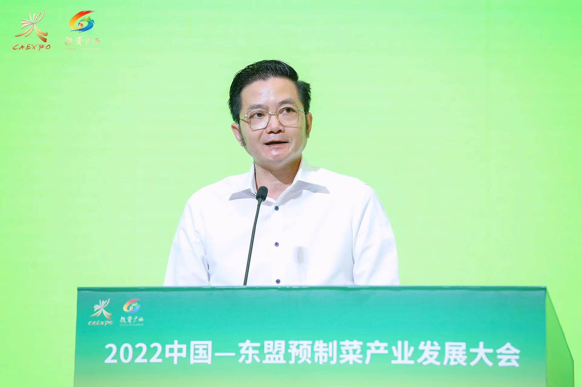 Tổng lãnh sự Đỗ Nam Trung phát biểu tại lễ khai mạc.