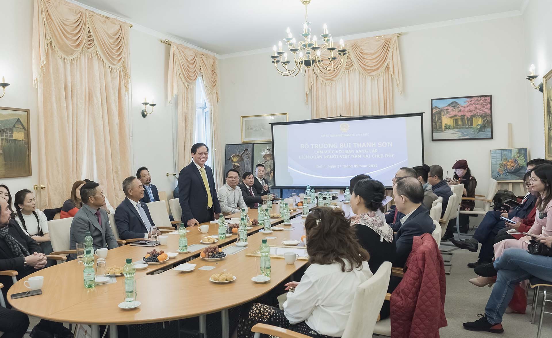 Bộ trưởng Ngoại giao Bùi Thanh Sơn: Cộng đồng người Việt Nam tại Đức hãy là cầu nối vững chắc cho quan hệ giữa hai nước