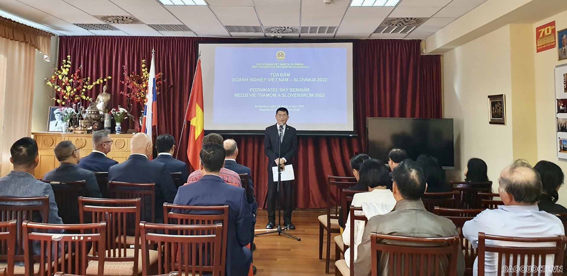 Đại sứ quán Việt Nam tại Slovakia tổ chức Tọa đàm kinh tế nhằm kết nối các doanh nghiệp Việt Nam-Slovakia.