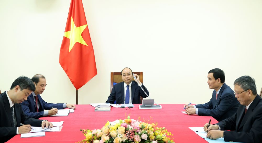 Thủ tướng Nguyễn Xuân Phúc điện đàm với Thủ tướng Nhật Bản Suga Yoshihide thu tuong nguyen xuan phuc dien dam voi thu tuong nhat ban suga yoshihide