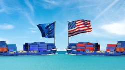 Mỹ-EU: Hợp tác gần, hợp sức xa