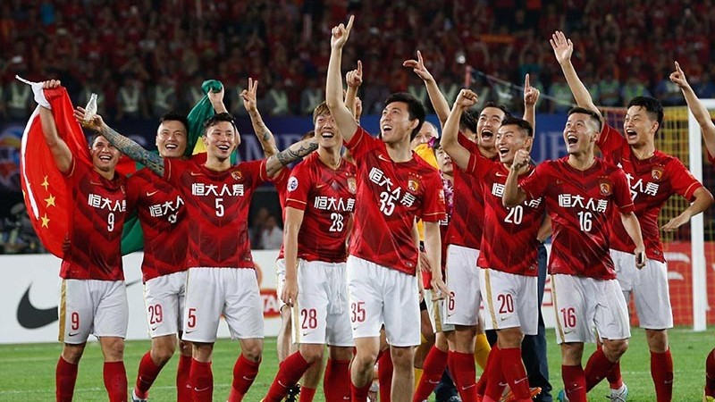 Công ty mẹ gặp sóng gió, Quảng Châu Evergrande đến hồi khai tử?