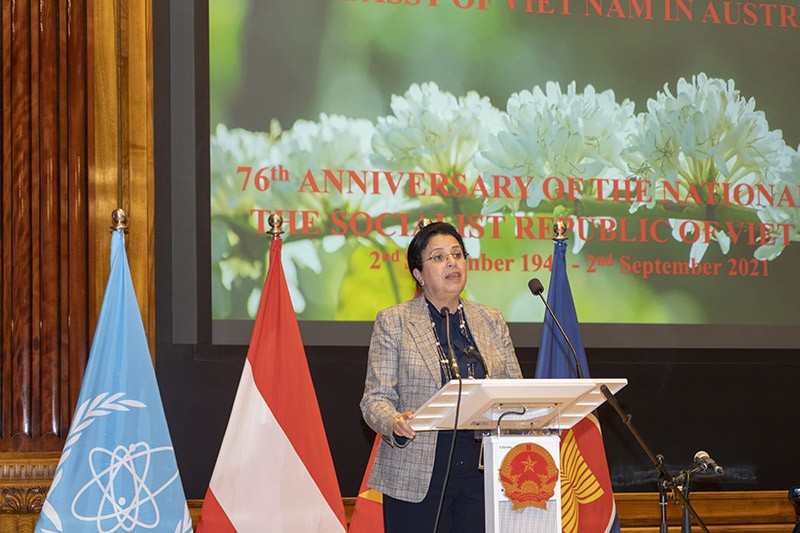 TS. Najat Mokhtar, Phó Tổng Giám đốc IAEA phát biểu tại Lễ kỷ niệm. TS. Najat Mokhtar, Phó Tổng Giám đốc IAEA phát biểu tại Lễ kỷ niệm.