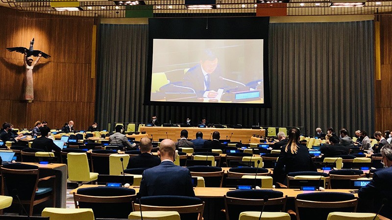 Đại sứ Đặng Đình Quý, Trưởng Phái đoàn Việt Nam tại LHQ phát biểu tại cuộc họp.