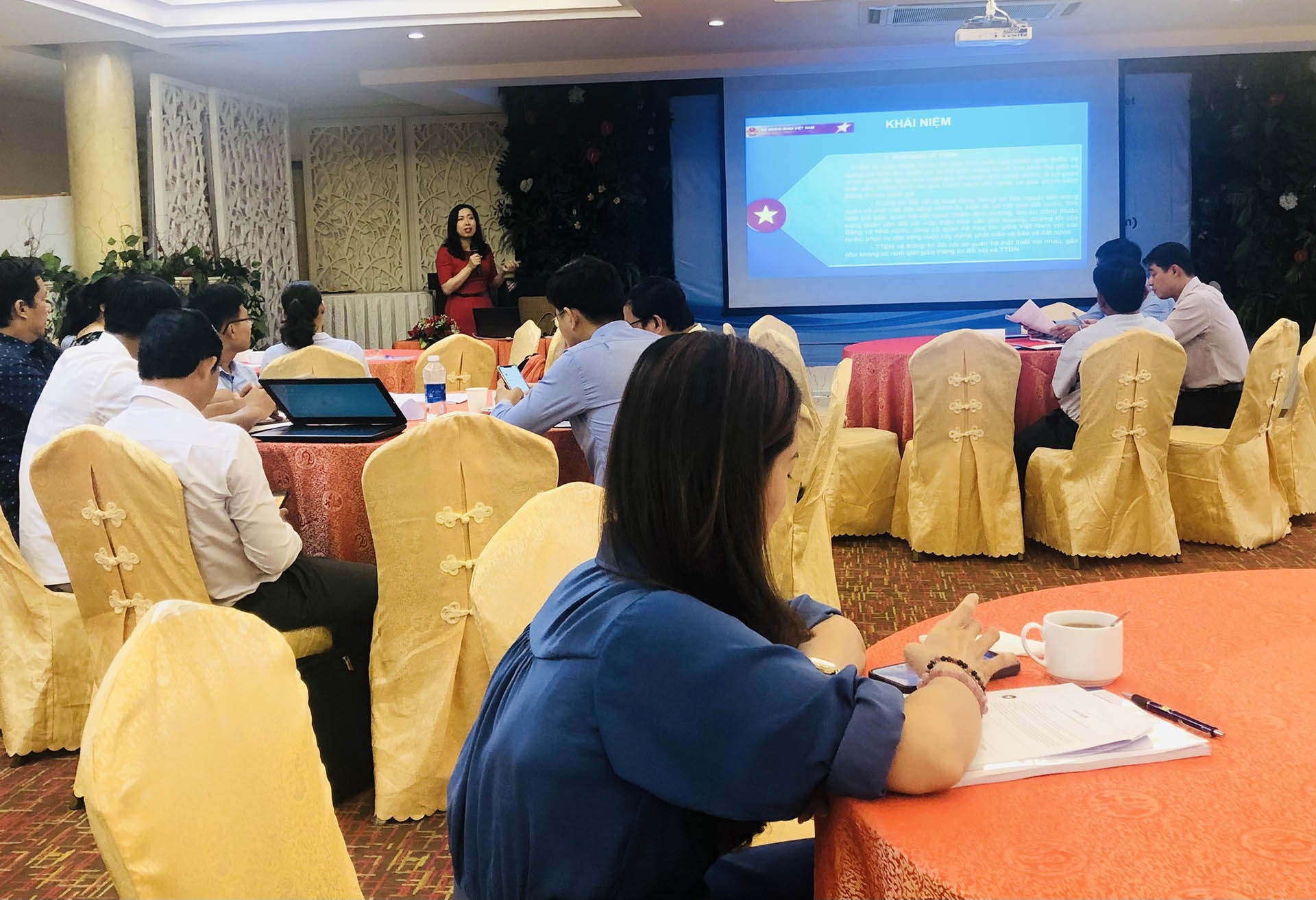 Bồi dưỡng kiến thức và kỹ năng hội nhập quốc tế cho công chức, viên chức TP. Hồ Chí Minh và các tỉnh, thành phố phía Nam