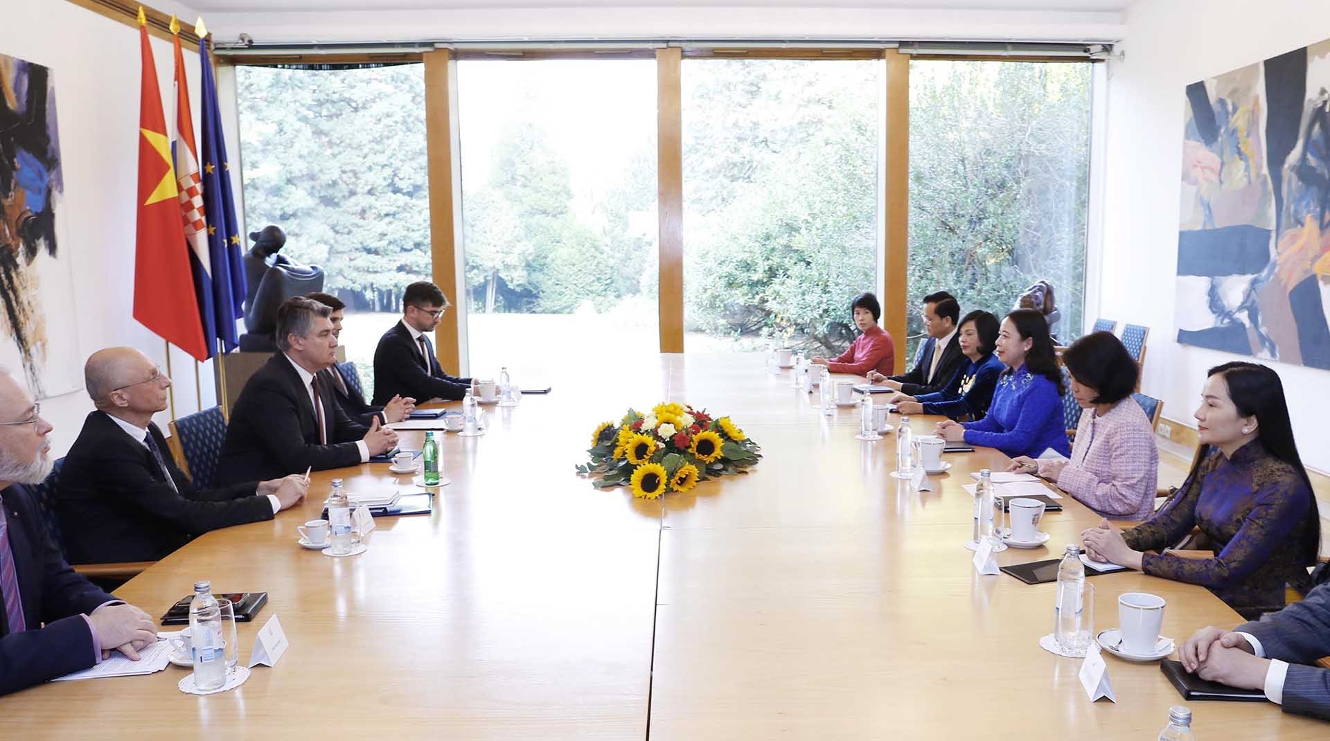 Phó Chủ tịch nước Võ Thị Ánh Xuân hội kiến Tổng thống Croatia Zoran Milanović. (Nguồn: TTXVN)