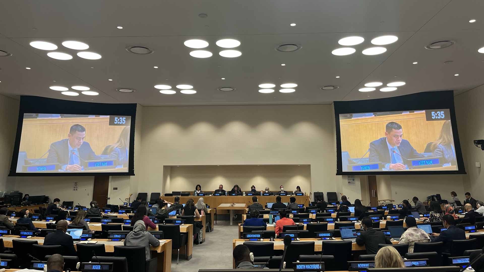 Ủy ban về các vấn đề kinh tế và tài chính của Khóa 77 Đại hội đồng Liên hợp quốc tiến hành phiên thảo luận chung về đề mục xóa nghèo, phát triển nông nghiệp và an ninh lương thực.